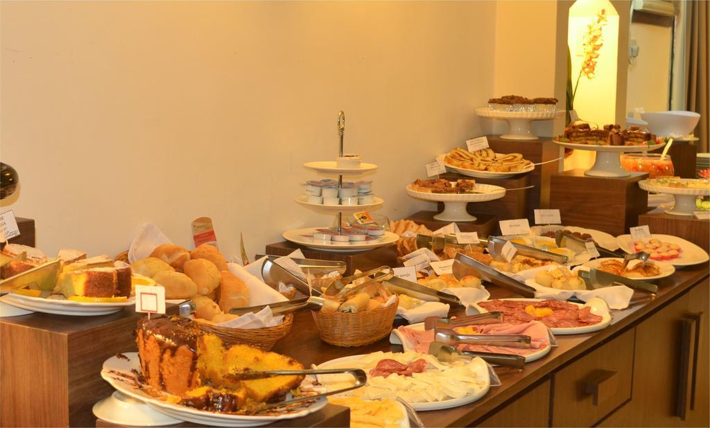 Gran Continental Hotel Taubaté Buitenkant foto